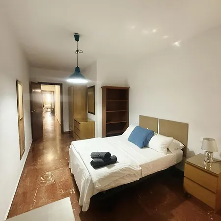 En El Centro De La Ciudad * Granada